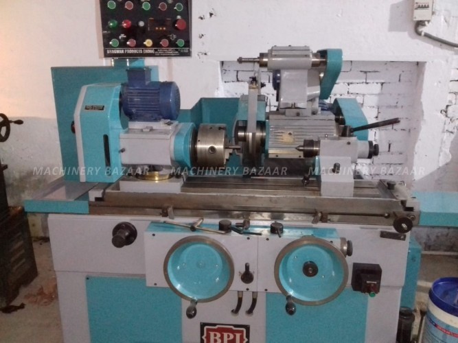 Cylindrical grinder machine