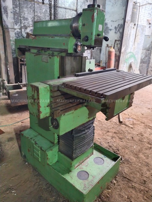 TOS FN40 milling machine for sale